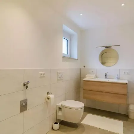 Amber Modern Retreat 度假居 *