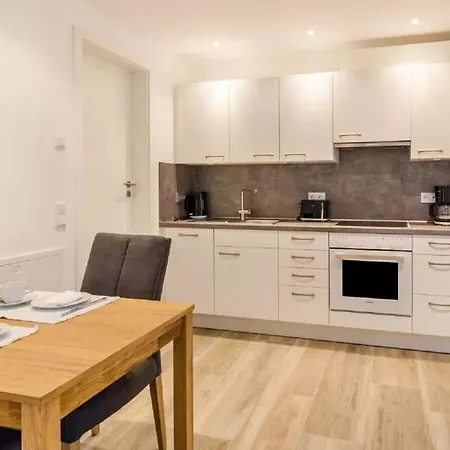 Amber Modern Retreat ユーバーリンゲン