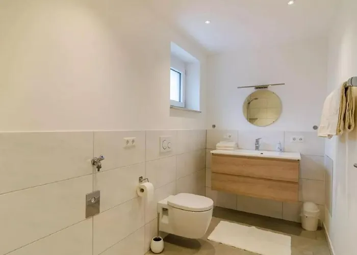 Amber Modern Retreat Semesterbostad *