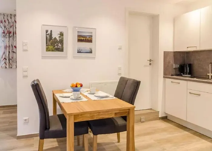 Semesterbostad Amber Modern Retreat Uberlingen